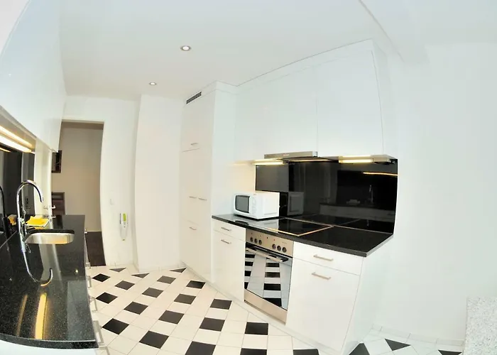 Stylish 1br Near And Opera - Flower 11 Apartment *